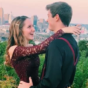 Meet your Posher, Whitney